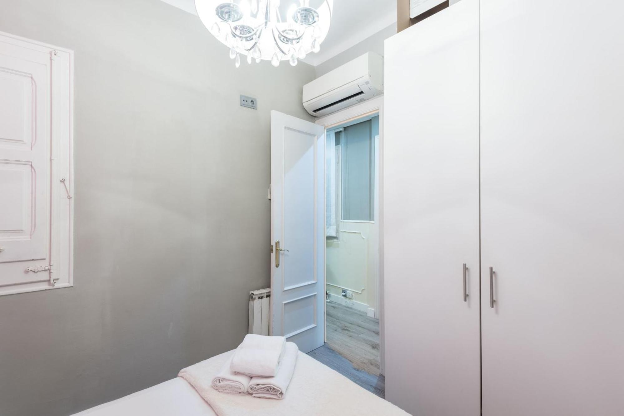 Apartamento Eixample 3bd With Private Terrace *